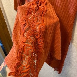 Miss Chievious Large top